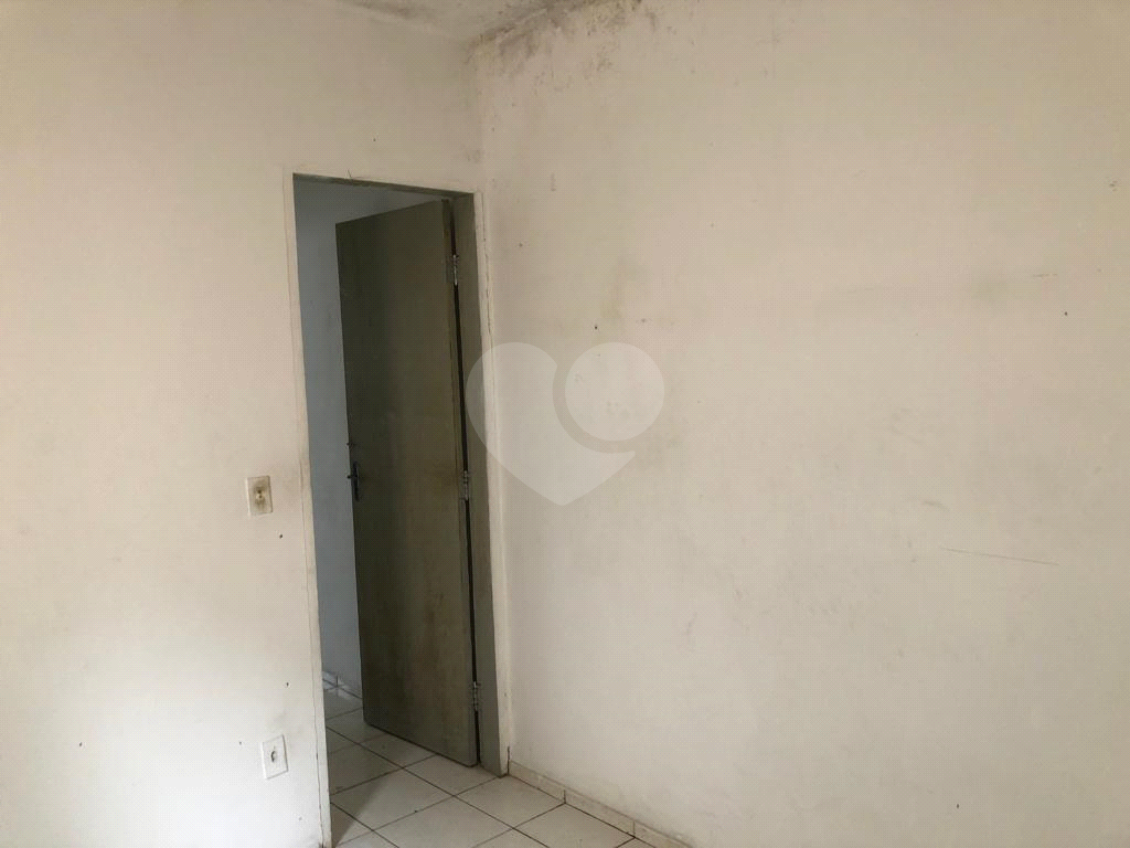 Sobrado à venda com 3 quartos, 212m² - Foto 24