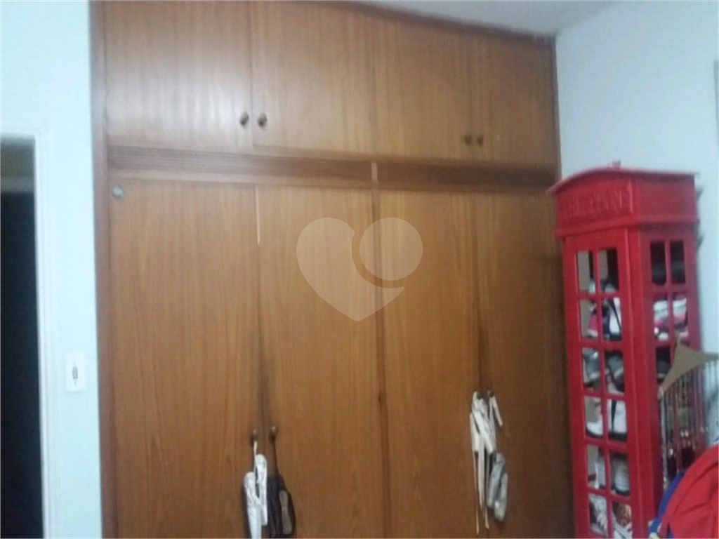 Casa à venda com 4 quartos, 250m² - Foto 10