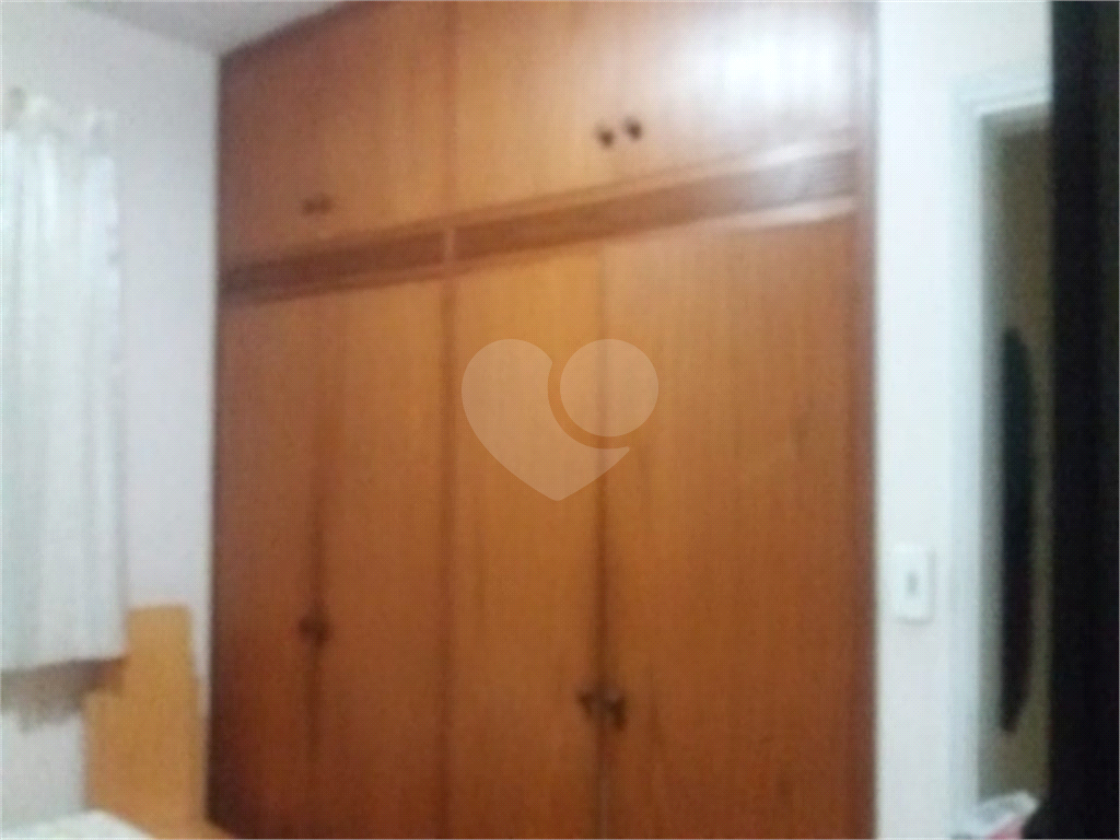 Casa à venda com 4 quartos, 250m² - Foto 11