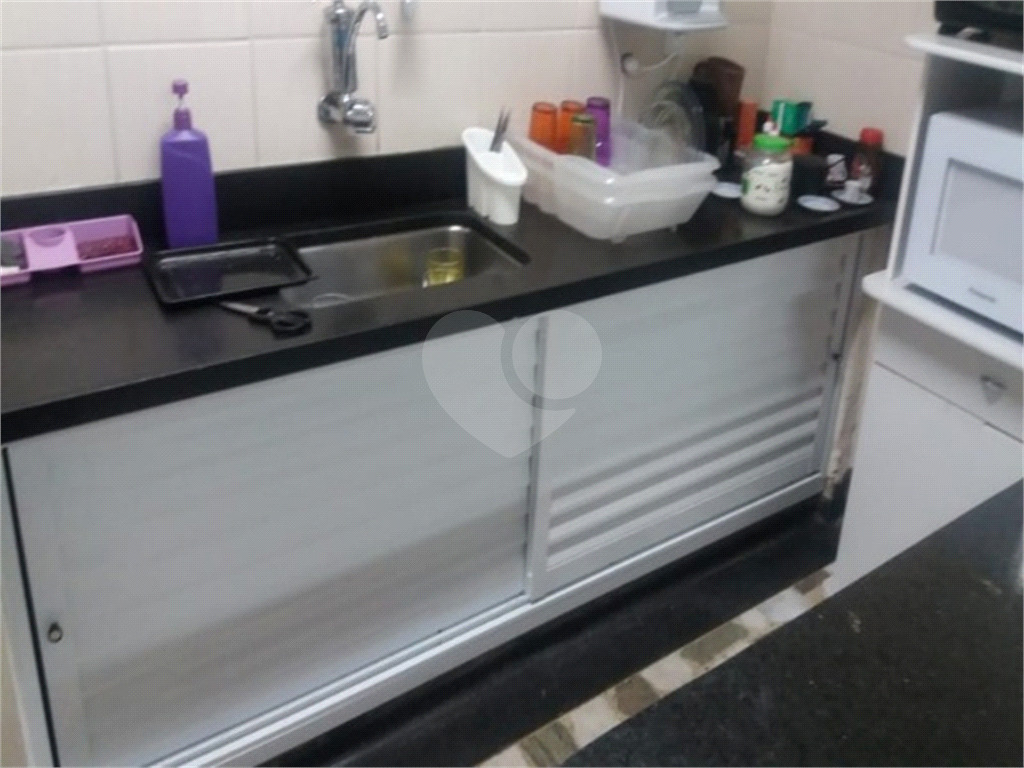 Casa à venda com 4 quartos, 250m² - Foto 13