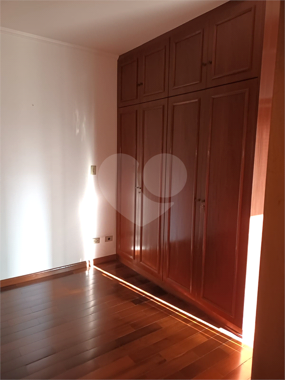 EXCELENTE APARTAMENTO PRÓXIMO A AV. BRÁS LEME