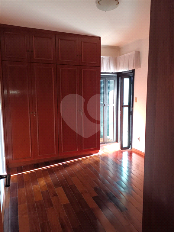 EXCELENTE APARTAMENTO PRÓXIMO A AV. BRÁS LEME