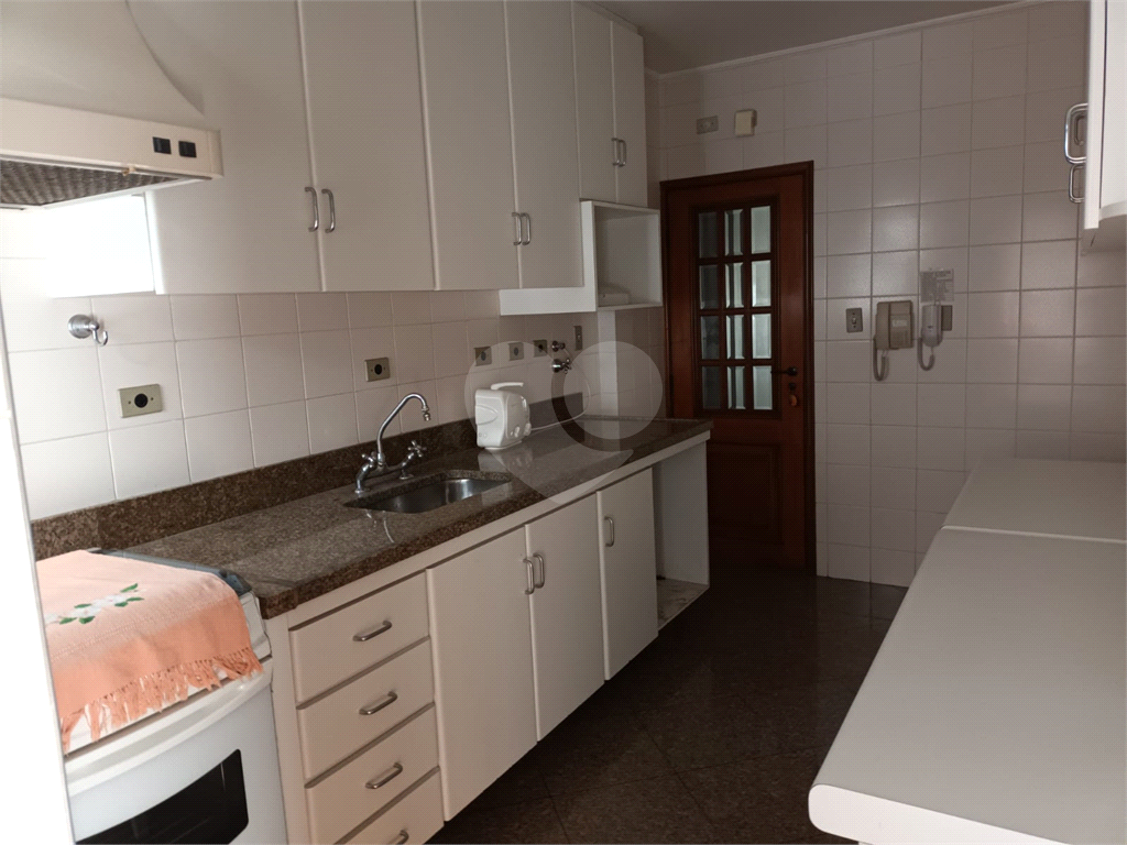 EXCELENTE APARTAMENTO PRÓXIMO A AV. BRÁS LEME