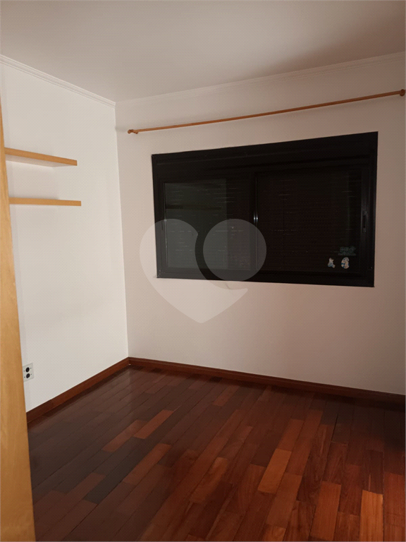 EXCELENTE APARTAMENTO PRÓXIMO A AV. BRÁS LEME