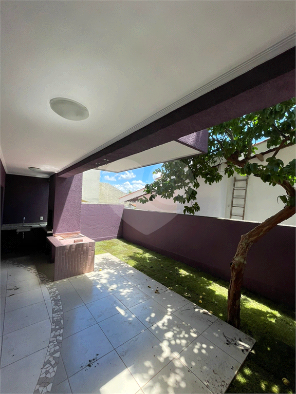 Casa para alugar com 3 quartos, 147m² - Foto 4