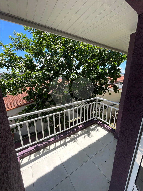 Casa para alugar com 3 quartos, 147m² - Foto 11