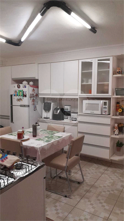 Casa à venda com 2 quartos, 390m² - Foto 1