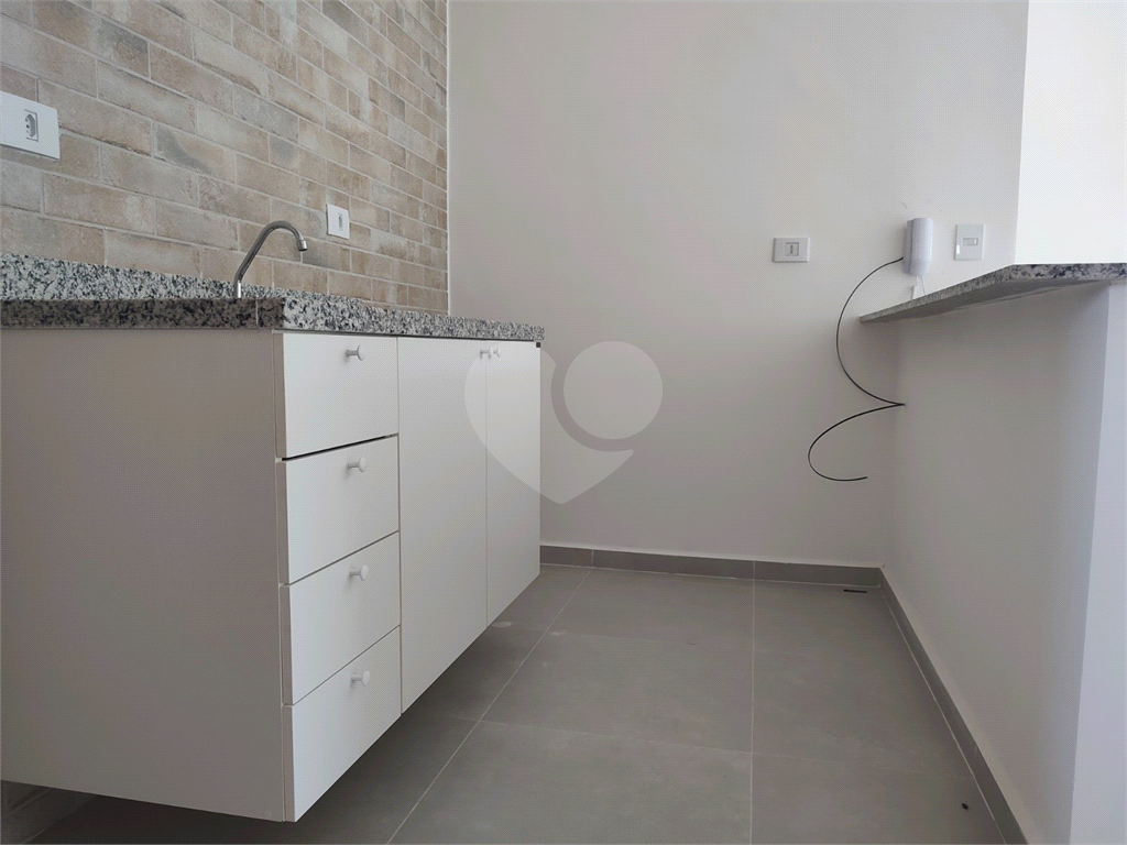 Apartamento à venda com 2 quartos, 67m² - Foto 13