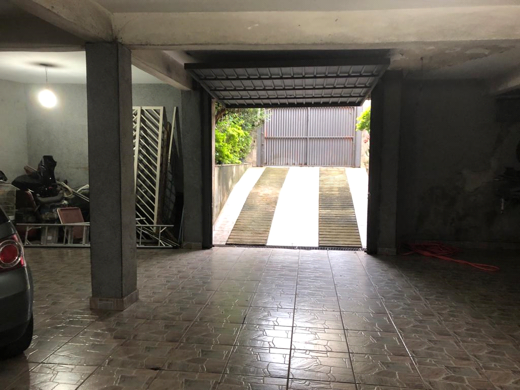 Sobrado à venda com 5 quartos, 200m² - Foto 44