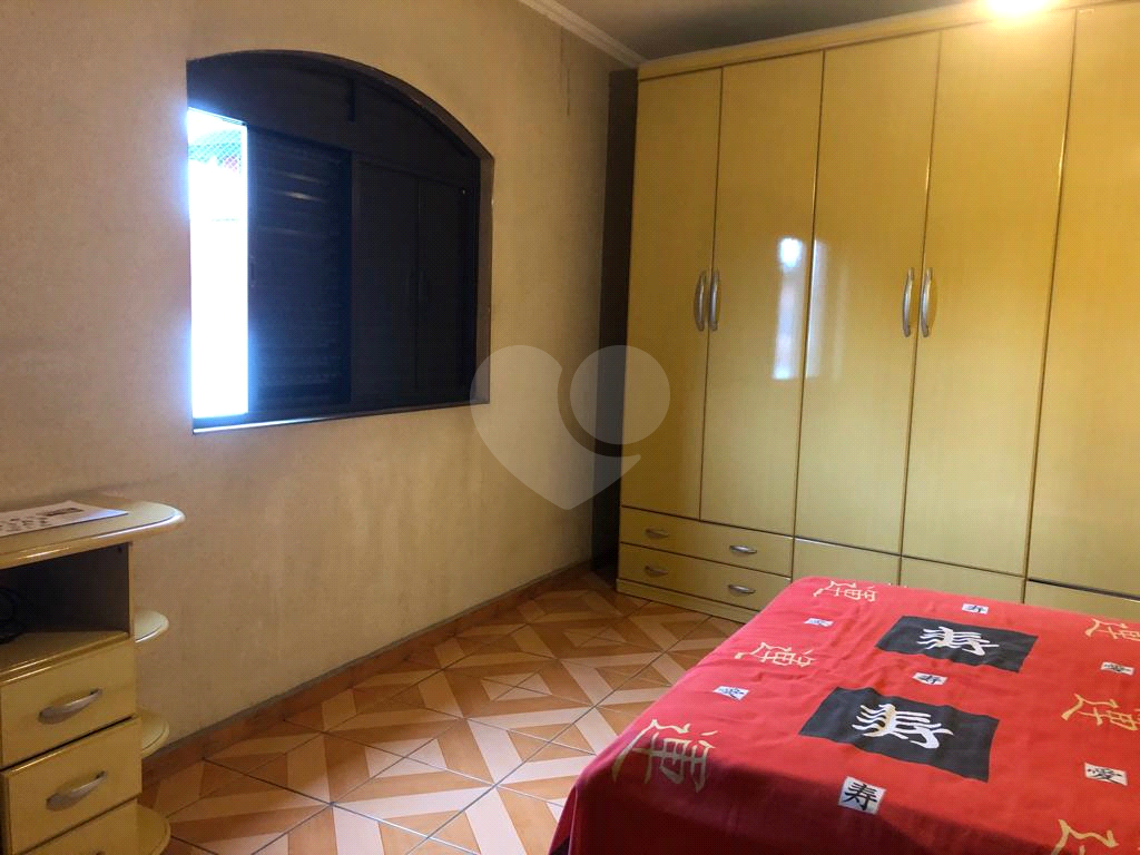 Sobrado à venda com 5 quartos, 200m² - Foto 30