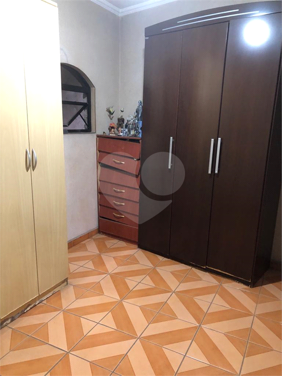 Sobrado à venda com 5 quartos, 200m² - Foto 18