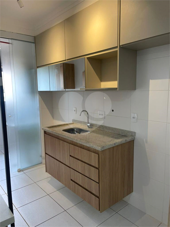 Apartamento à venda com 2 quartos, 64m² - Foto 8