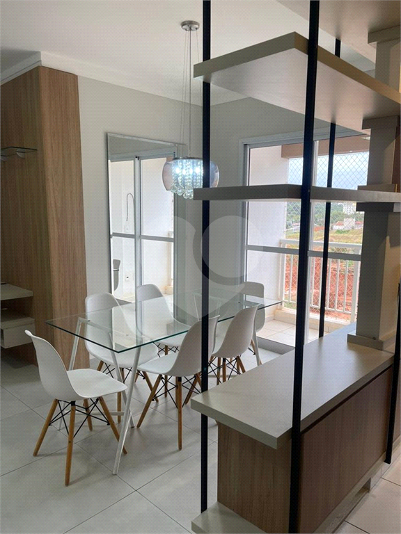 Apartamento à venda com 2 quartos, 64m² - Foto 4