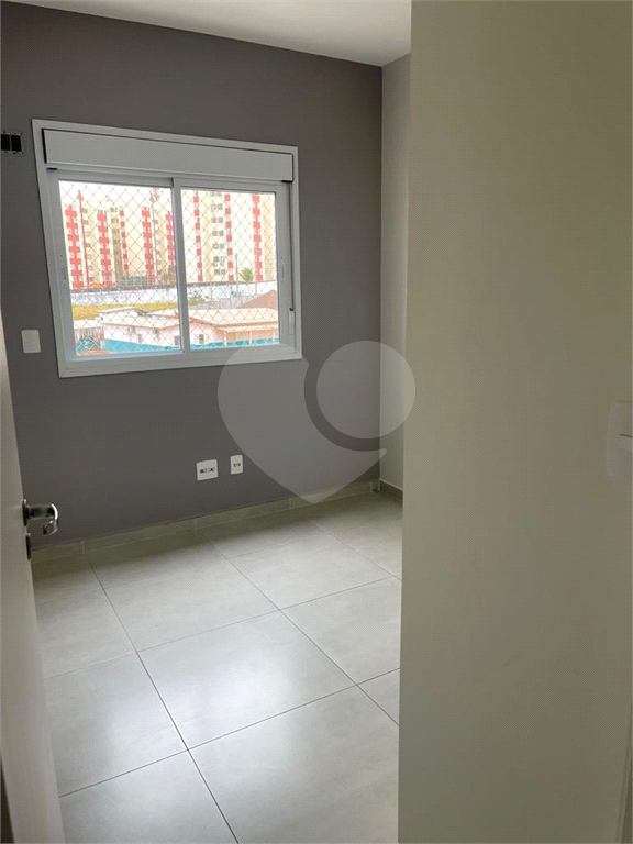 Apartamento à venda com 2 quartos, 64m² - Foto 14