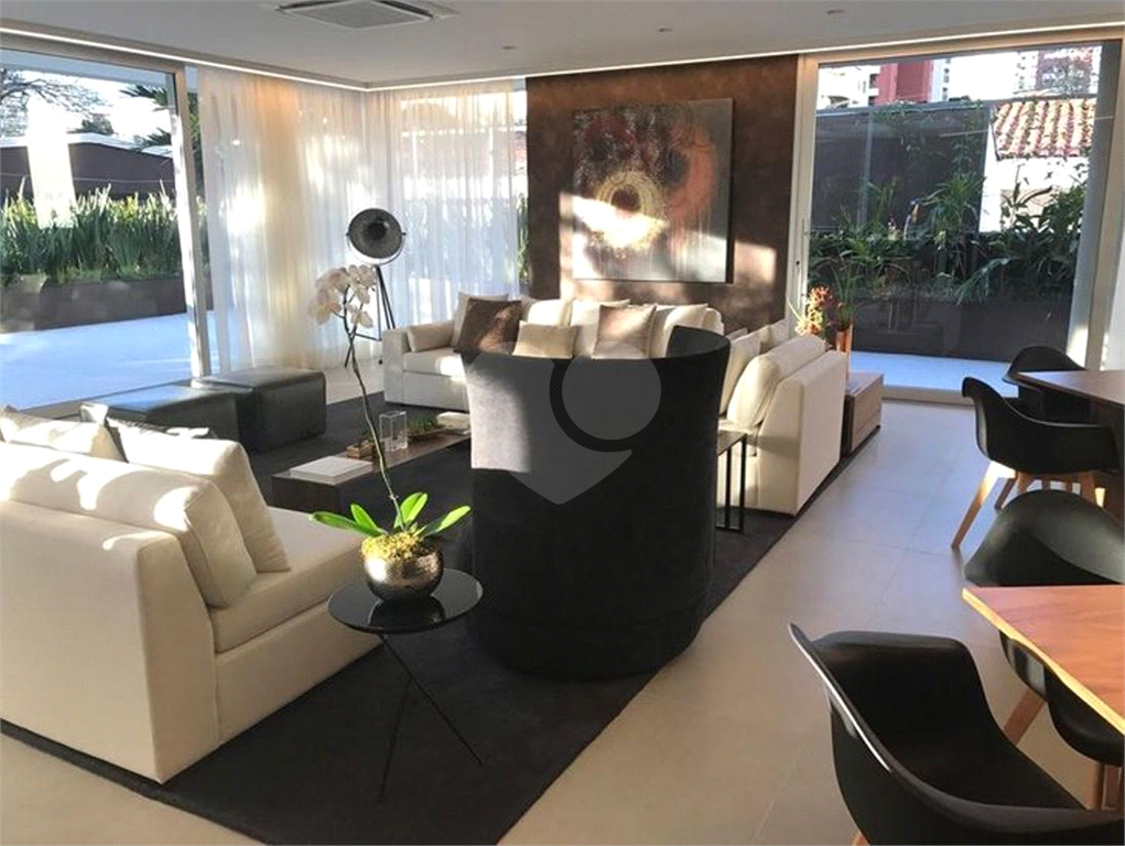 Lindo apto à venda no GEOMETRIA ITAIM - 322M²  com 3 suítes e 5 vagas 