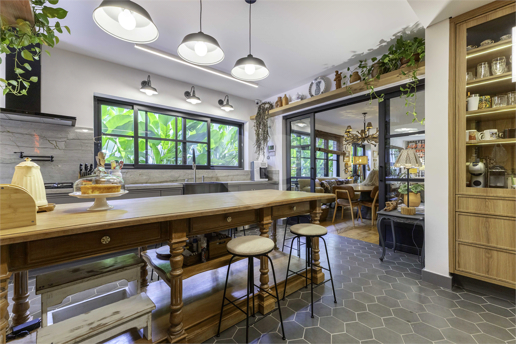 CASA À VENDA COM 3 QUARTOS NO CITY BOAÇAVA