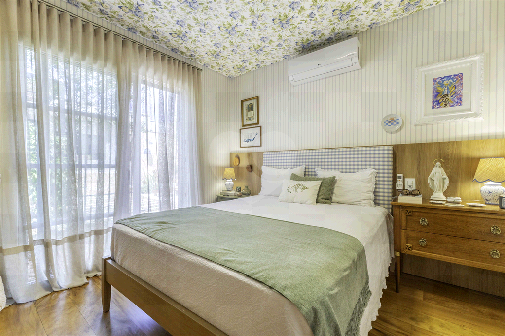 CASA À VENDA COM 3 QUARTOS NO CITY BOAÇAVA