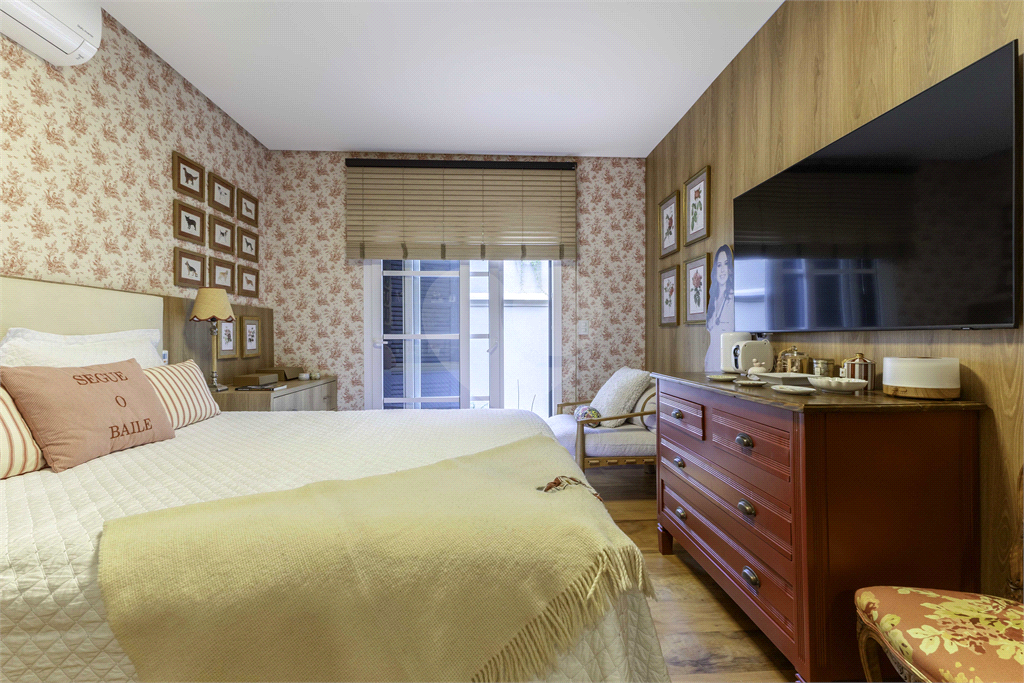 CASA À VENDA COM 3 QUARTOS NO CITY BOAÇAVA