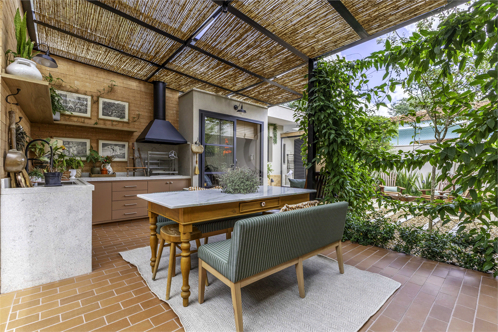 CASA À VENDA COM 3 QUARTOS NO CITY BOAÇAVA