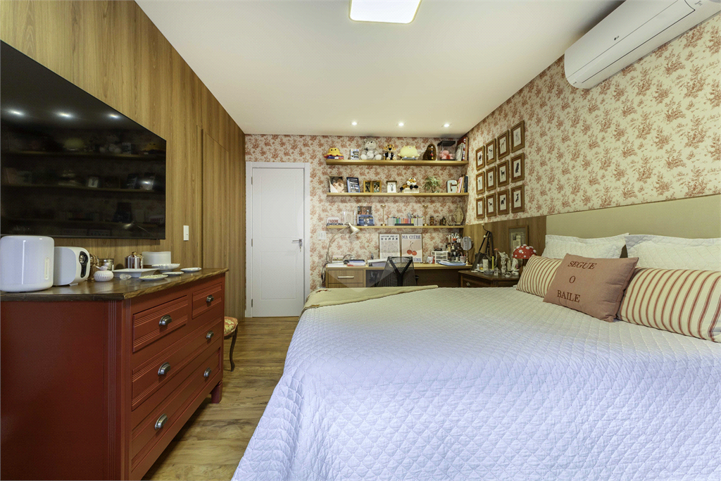 CASA À VENDA COM 3 QUARTOS NO CITY BOAÇAVA
