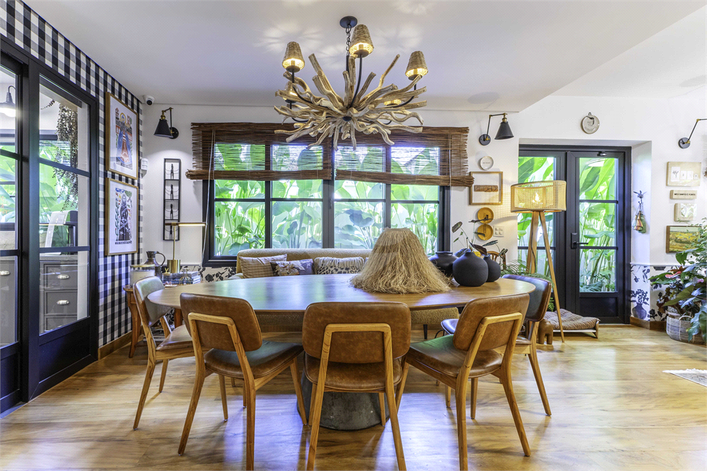 CASA À VENDA COM 3 QUARTOS NO CITY BOAÇAVA