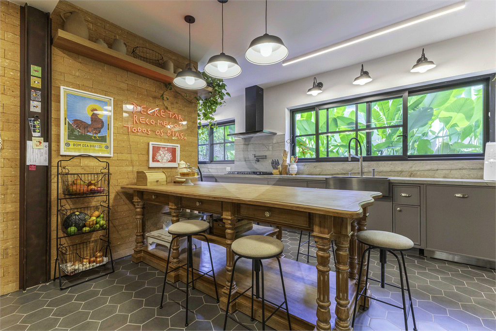 CASA À VENDA COM 3 QUARTOS NO CITY BOAÇAVA