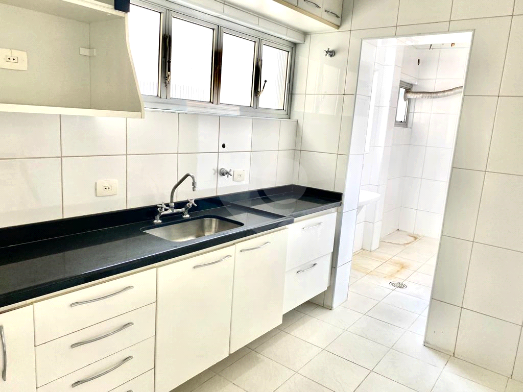APARTAMENTO em VILA NOVA CONCEIÇÃO