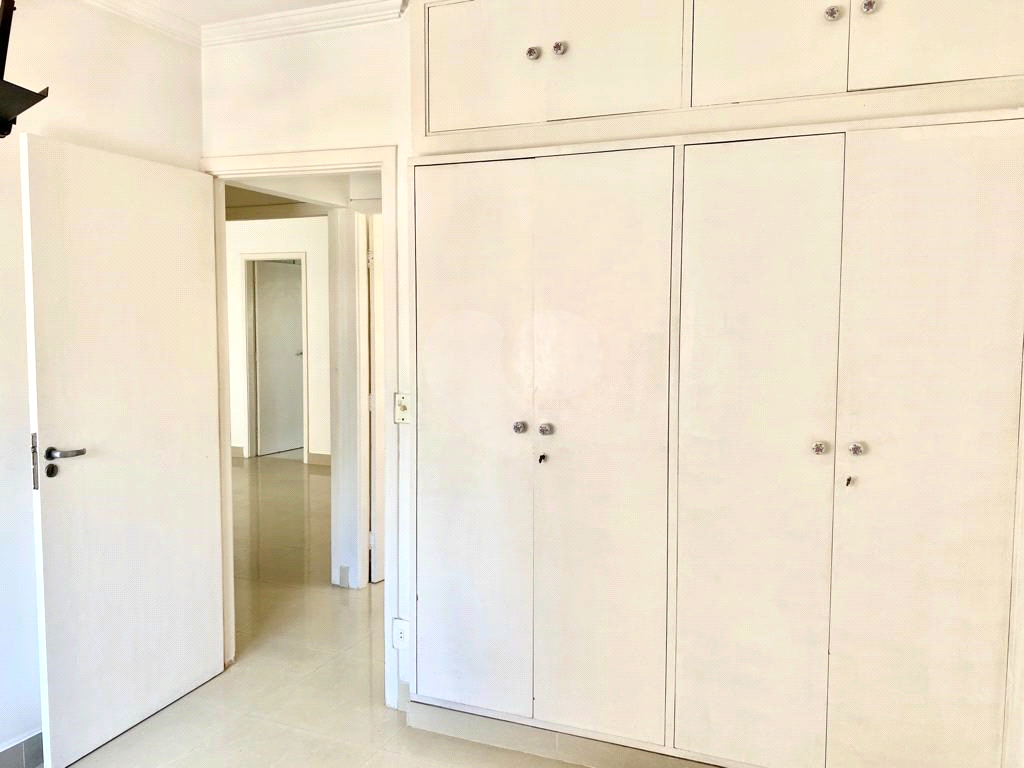 APARTAMENTO em VILA NOVA CONCEIÇÃO