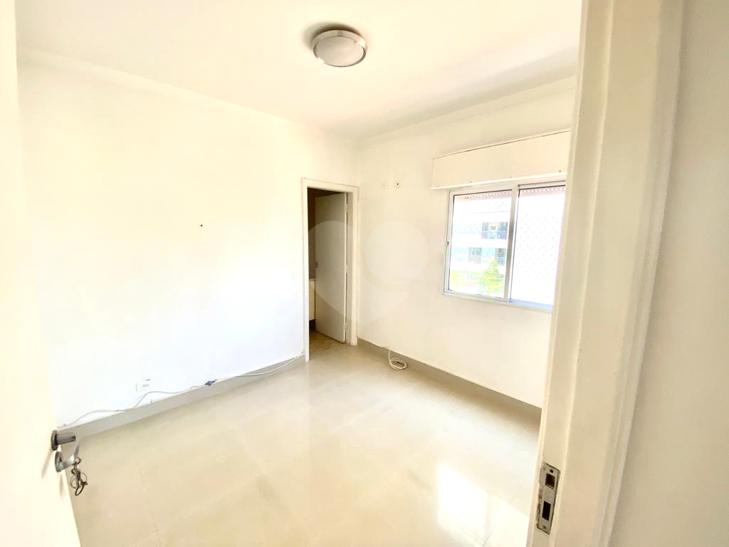APARTAMENTO em VILA NOVA CONCEIÇÃO