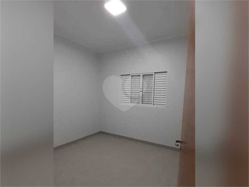 Casa à venda com 3 quartos, 108m² - Foto 13