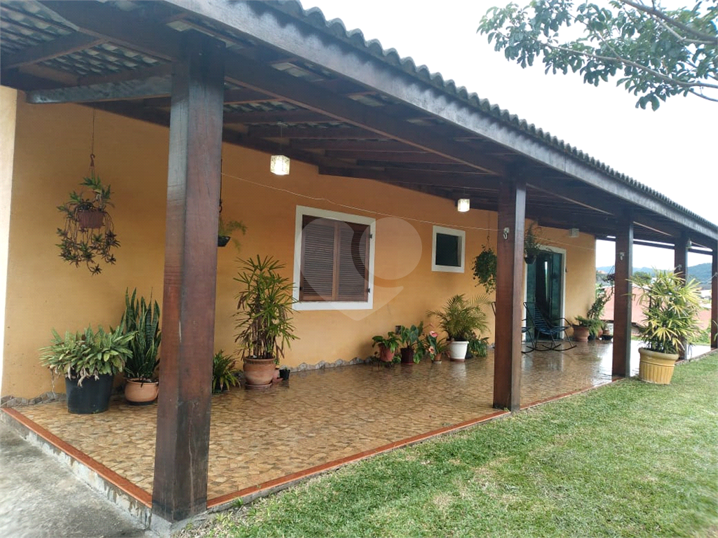 Casa à venda com 3 quartos, 260m² - Foto 8