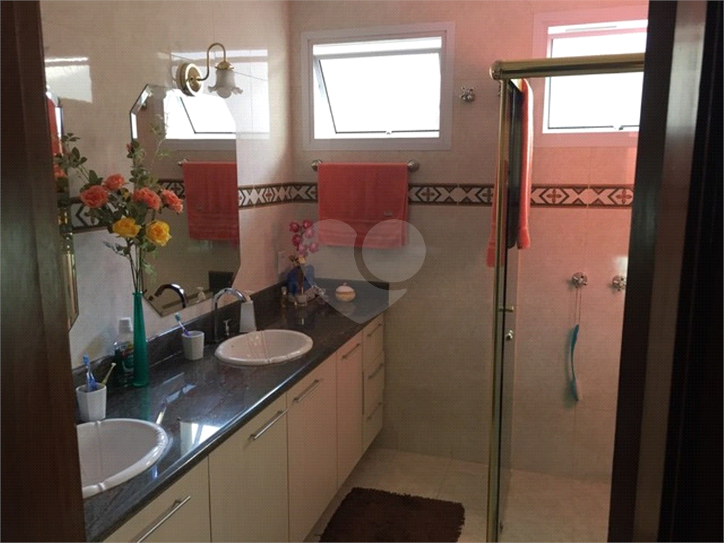 Casa Alto padrão no Brooklin 423m² com 4 suítes e 6 vagas 