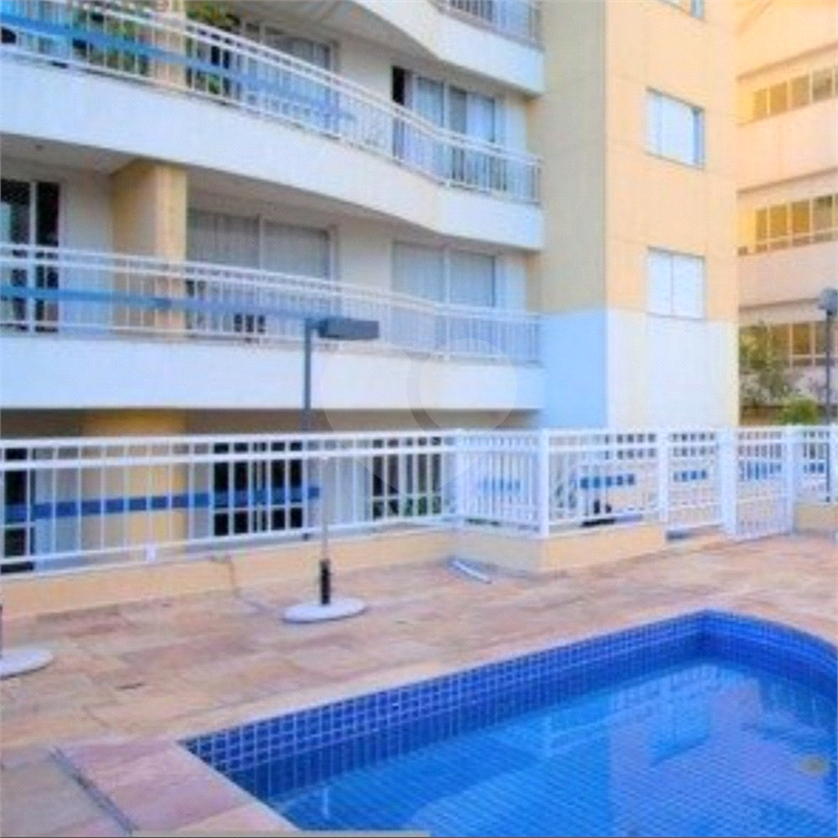 APARTAMENTO em JARDIM GUEDALA