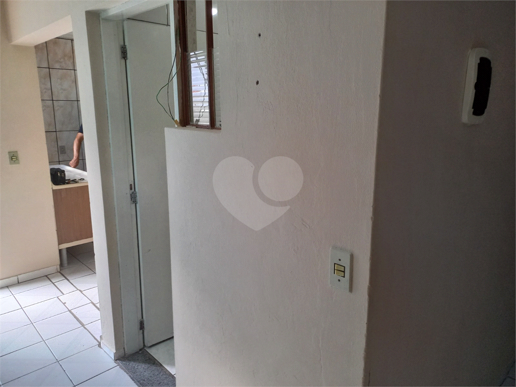 Casa à venda com 4 quartos, 300m² - Foto 14