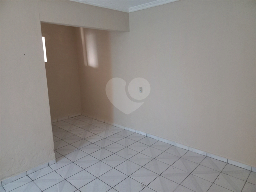 Casa à venda com 4 quartos, 300m² - Foto 11