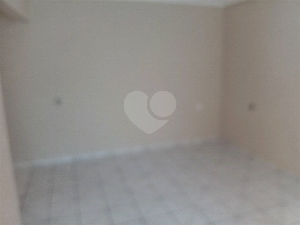 Casa à venda com 4 quartos, 300m² - Foto 13
