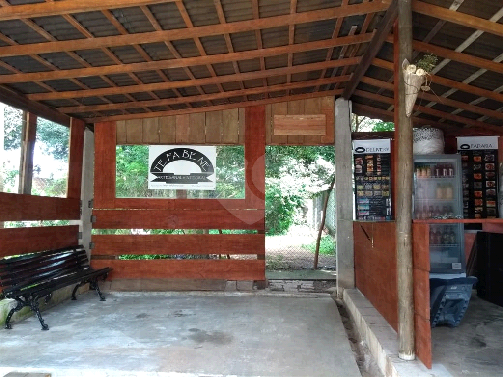 Fazenda à venda com 3 quartos, 250m² - Foto 2