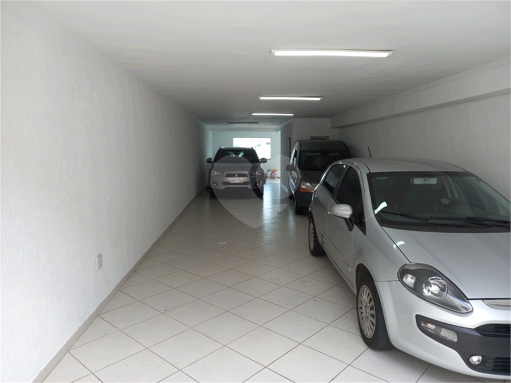 Sobrado à venda com 3 quartos, 400m² - Foto 24