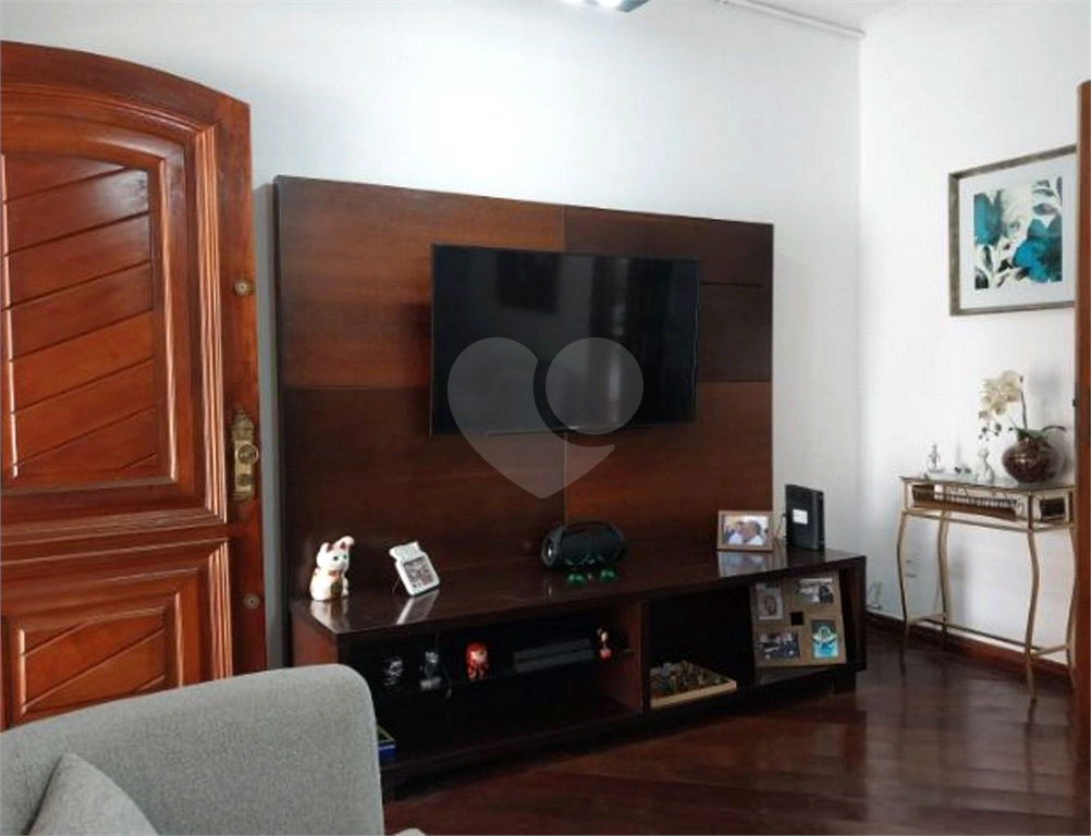 SOBRADO em LIMÃO