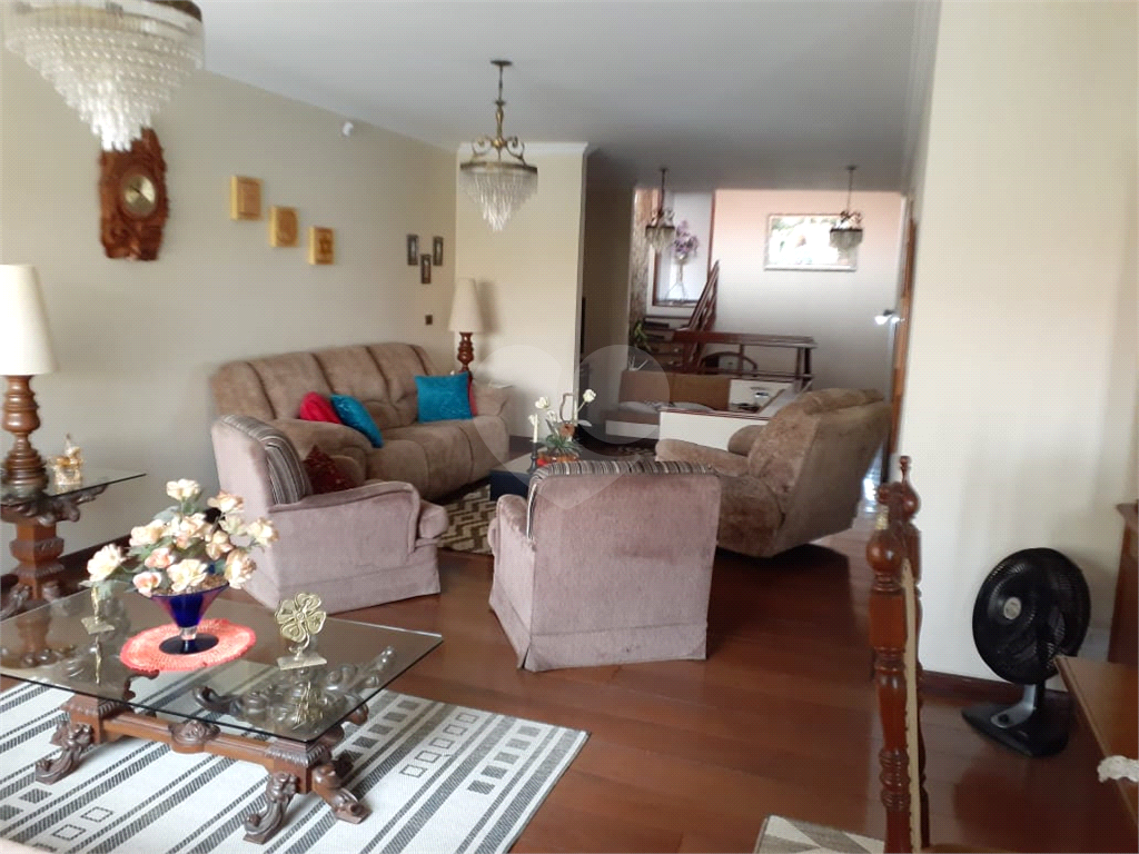 Sobrado na Vila Rosália, terreno 10x30 