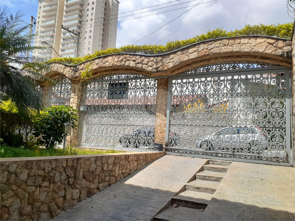 Sobrado na Vila Rosália, terreno 10x30 