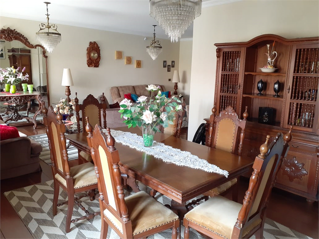 Sobrado na Vila Rosália, terreno 10x30 