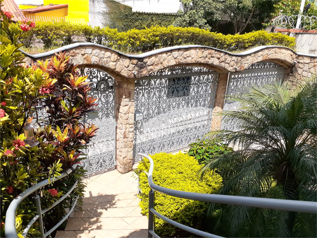 Sobrado na Vila Rosália, terreno 10x30 