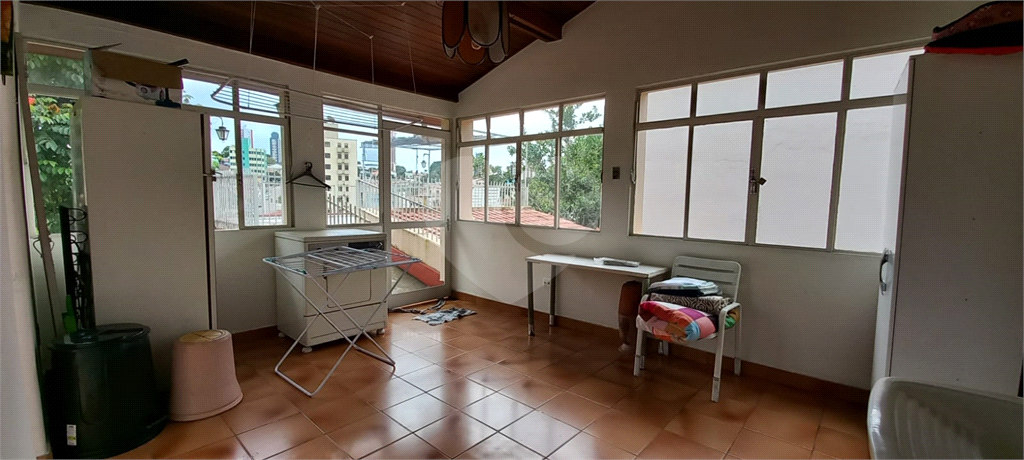 Casa para alugar com 3 quartos, 681m² - Foto 21
