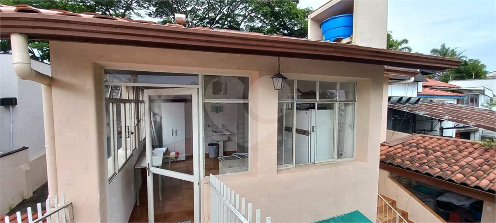 Casa para alugar com 3 quartos, 681m² - Foto 24