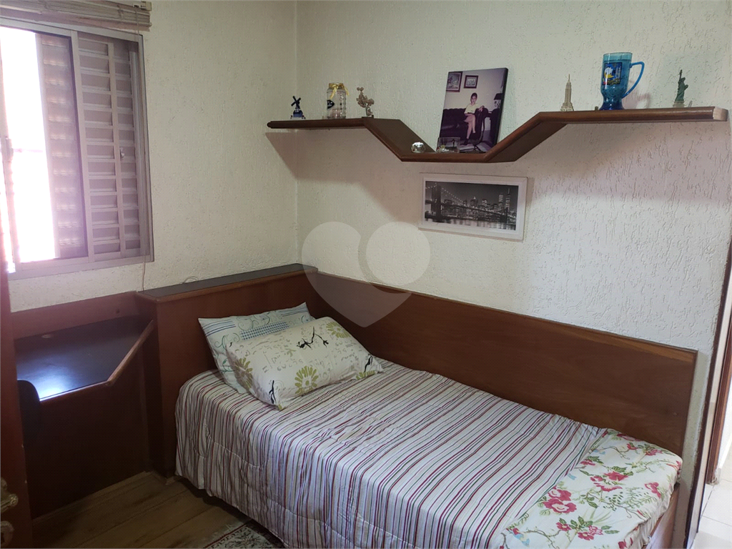 Sobrado à venda com 3 quartos, 100m² - Foto 15