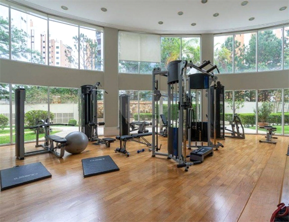 Apartamento Altíssimo Padrão com  401m² à venda no Morumbi- 4 suítes e 5 vagas 