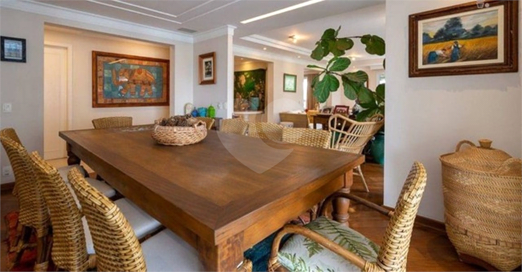 Apartamento Altíssimo Padrão com  401m² à venda no Morumbi- 4 suítes e 5 vagas 