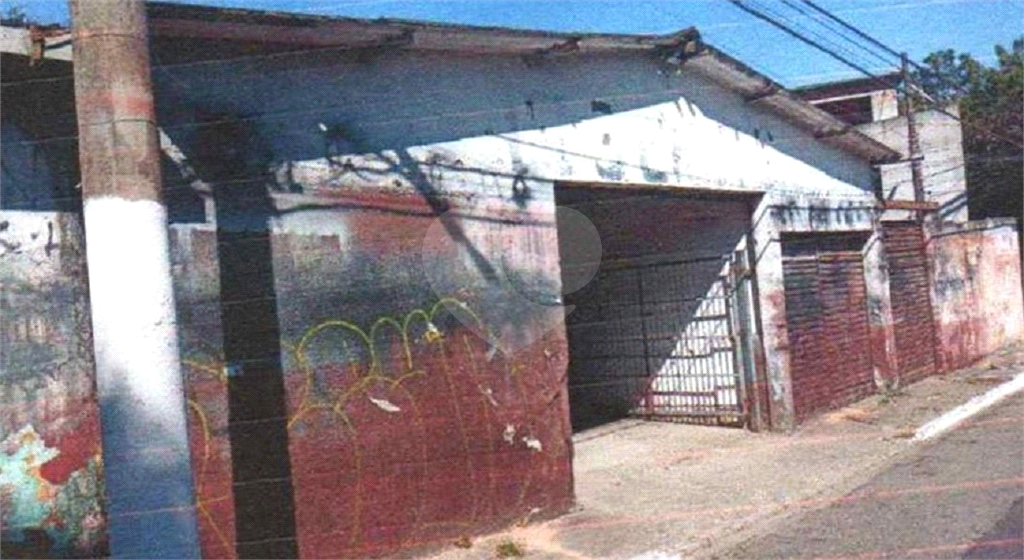 Terreno à venda em Vila Santos - SP