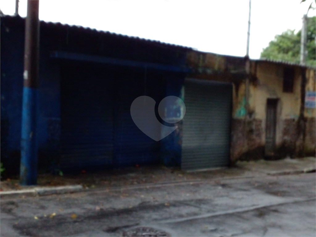 Terreno à venda em Vila Santos - SP